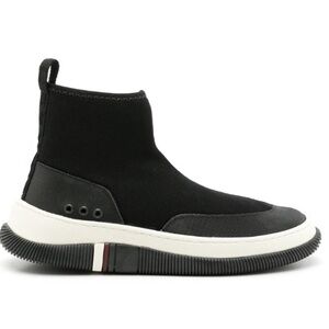 Osklen Hybrid sock-style Sneakers |
Black | size 7 EU 37